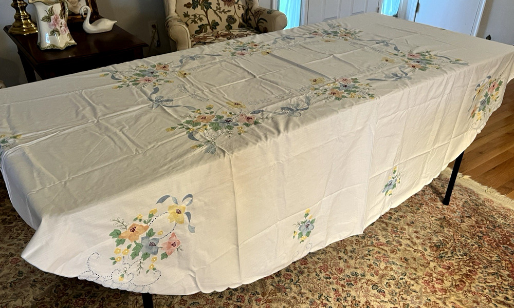 Vintage White Cotton Blue Floral Applique Embroidered Tablecloth & 8 Napkin Set